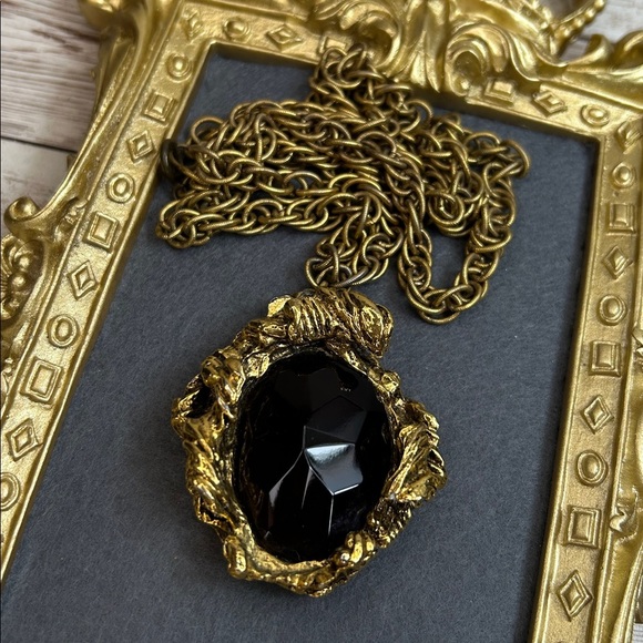 Mr We Vintage Gold and Topaz Pendant Necklace - Picture 2 of 8